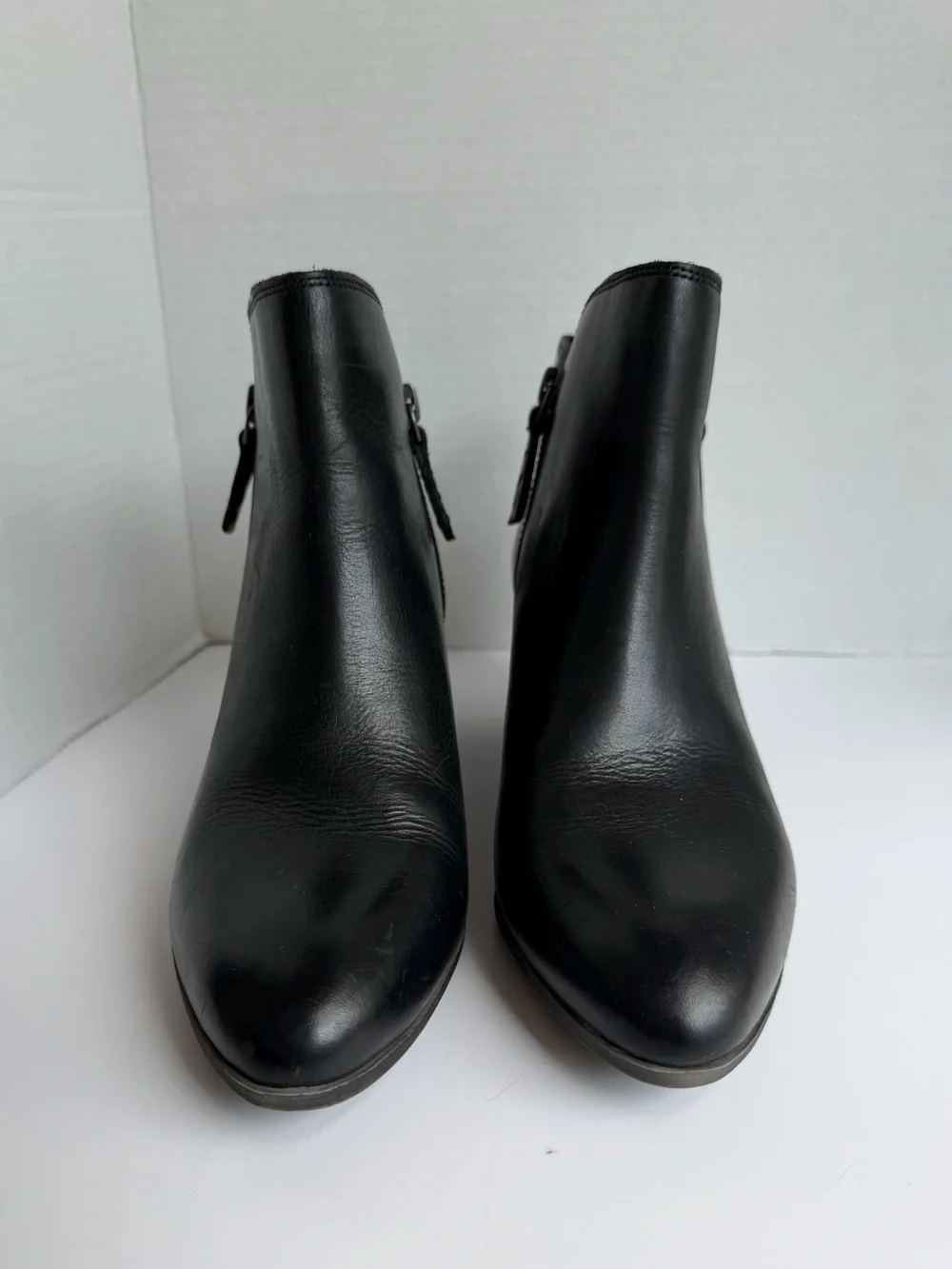 FRYE Judith Leather Ankle Boots Black Booties Block Heel
